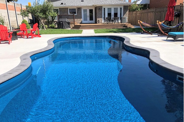 Coral Sea Fiberglass Pool